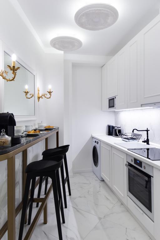 Chestnut & Eliza Suites Будапеща Екстериор снимка
