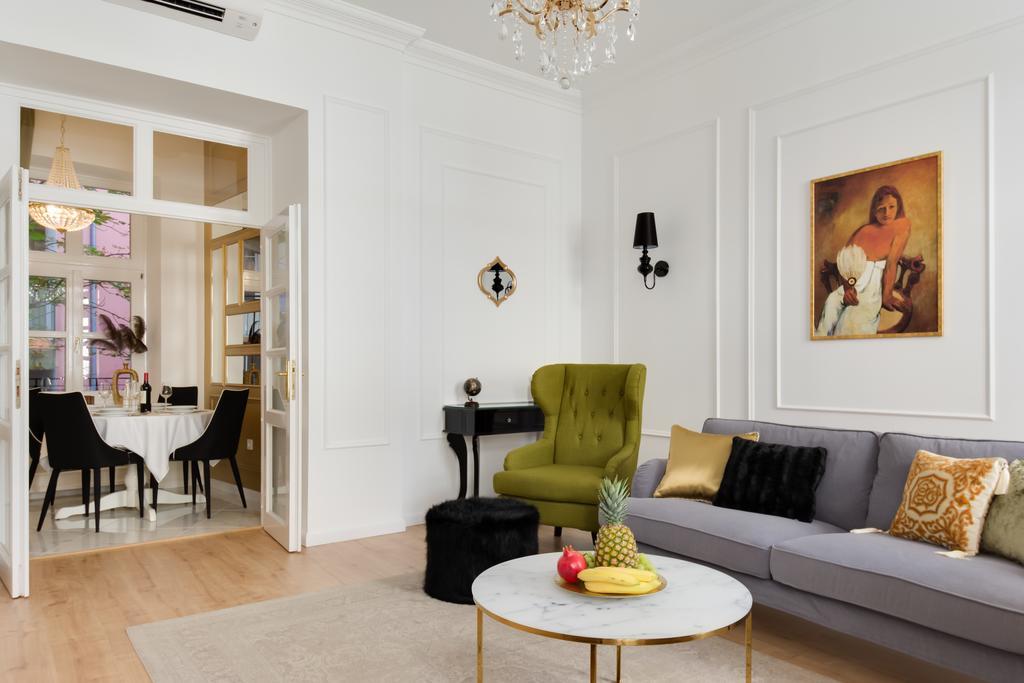 Chestnut & Eliza Suites Будапеща Екстериор снимка